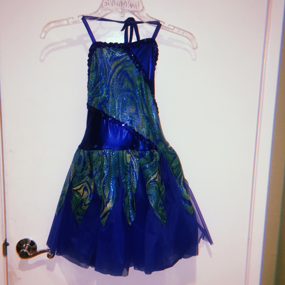 Youth dance custom